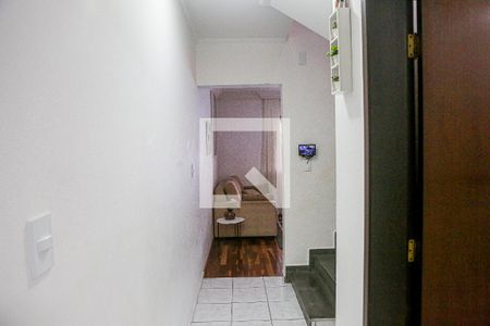 Casa à venda com 240m², 4 quartos e 4 vagas Casa à venda com 240m², 4 quartos e 4 vagasCorredor