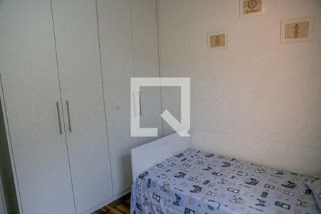 Casa à venda com 240m², 4 quartos e 4 vagas Casa à venda com 240m², 4 quartos e 4 vagasQuarto 3