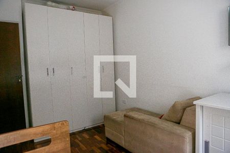 Casa à venda com 240m², 4 quartos e 4 vagas Casa à venda com 240m², 4 quartos e 4 vagasQuarto 4