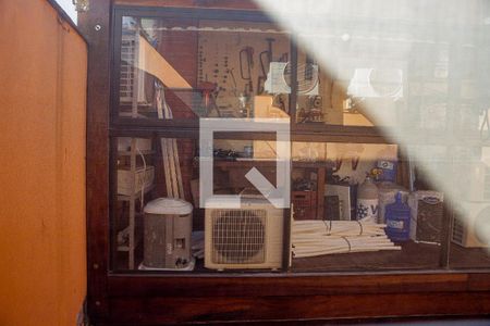 Casa à venda com 240m², 4 quartos e 4 vagas Casa à venda com 240m², 4 quartos e 4 vagasVista do Quarto 4