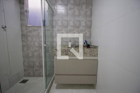 Casa de condomínio à venda com 220m², 4 quartos e 2 vagasBanheiro dos Quartos