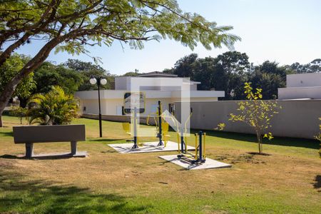 Casa de condomínio para alugar com 300m², 4 quartos e 4 vagas Casa de condomínio para alugar com 300m², 4 quartos e 4 vagasÁrea comum