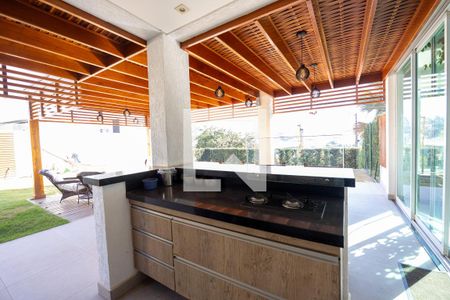 Casa de condomínio para alugar com 300m², 4 quartos e 4 vagas Casa de condomínio para alugar com 300m², 4 quartos e 4 vagasChurrasqueira