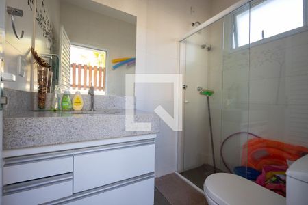 Casa de condomínio para alugar com 300m², 4 quartos e 4 vagas Casa de condomínio para alugar com 300m², 4 quartos e 4 vagasBanheiro Churrasqueira