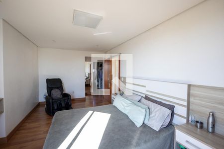 Casa de condomínio para alugar com 300m², 4 quartos e 4 vagas Casa de condomínio para alugar com 300m², 4 quartos e 4 vagasQuarto 1