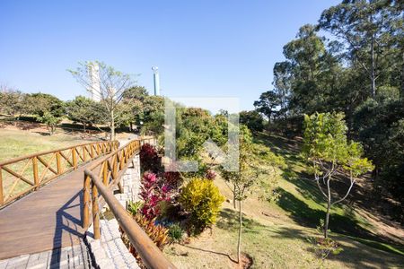 Casa de condomínio para alugar com 300m², 4 quartos e 4 vagas Casa de condomínio para alugar com 300m², 4 quartos e 4 vagasÁrea comum