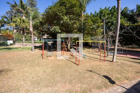 Casa de condomínio para alugar com 300m², 4 quartos e 4 vagas Casa de condomínio para alugar com 300m², 4 quartos e 4 vagasÁrea comum
