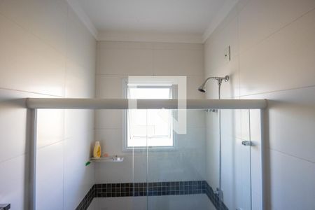 Casa de condomínio para alugar com 300m², 4 quartos e 4 vagas Casa de condomínio para alugar com 300m², 4 quartos e 4 vagasBanheiro Quarto 2