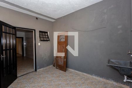 Casa para alugar com 100m², 1 quarto e sem vagaÁrea de Serviço