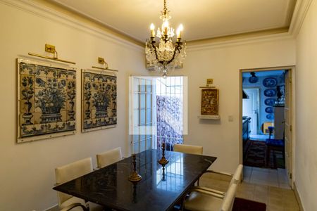 Casa à venda com 130m², 2 quartos e 1 vagaSala de jantar 