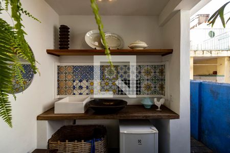 Casa à venda com 130m², 2 quartos e 1 vagaÁrea Externa