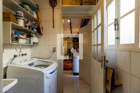 Casa à venda com 130m², 2 quartos e 1 vagaÁrea de Serviço