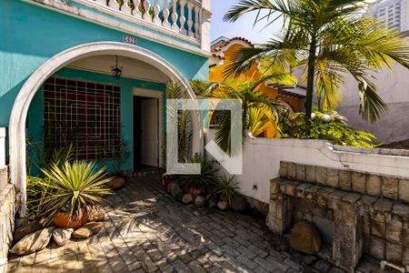 Casa à venda com 130m², 2 quartos e 1 vagaÁrea comum