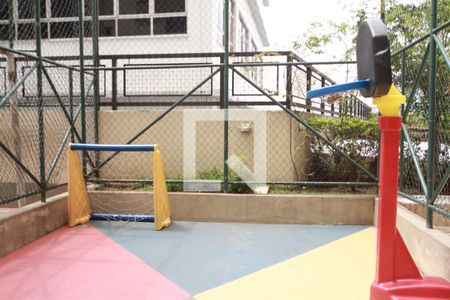 Apartamento para alugar com 75m², 3 quartos e 1 vagaÁrea comum - Playground