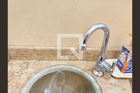Lavabo de casa à venda com 4 quartos, 250m² em Vila Mascote, São Paulo