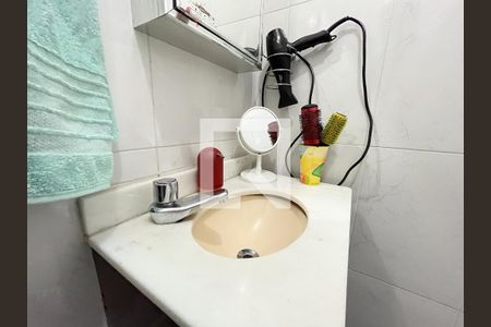 Casa à venda com 250m², 4 quartos e 2 vagas Casa à venda com 250m², 4 quartos e 2 vagasBanheiro da Suíte 4