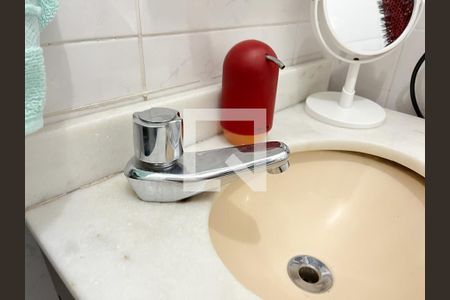 Casa à venda com 250m², 4 quartos e 2 vagas Casa à venda com 250m², 4 quartos e 2 vagasBanheiro da Suíte 4