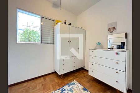 Casa à venda com 250m², 4 quartos e 2 vagas Casa à venda com 250m², 4 quartos e 2 vagasSuite 3