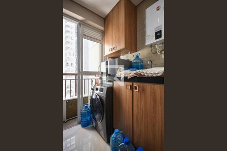 Apartamento à venda com 75m², 2 quartos e 2 vagasÁrea de serviço