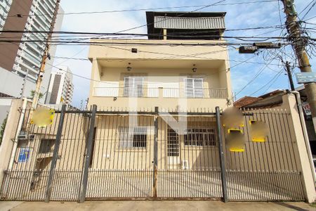 Casa à venda com 130m², 3 quartos e sem vagaFachada