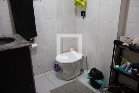 Apartamento à venda com 72m², 2 quartos e 1 vaga Apartamento à venda com 72m², 2 quartos e 1 vagaBanheiro