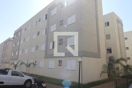 Apartamento para alugar com 43m², 2 quartos e 1 vaga Apartamento para alugar com 43m², 2 quartos e 1 vagaFachada Bloco