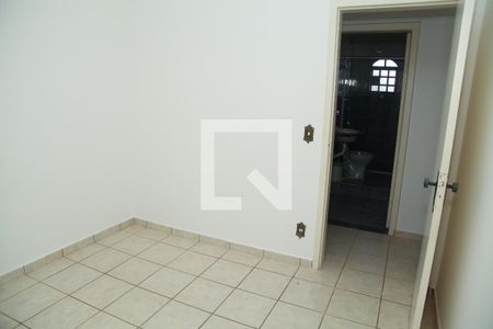 Casa para alugar com 75m², 3 quartos e 1 vagaQuarto 2