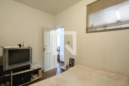 Casa à venda com 238m², 5 quartos e 5 vagasQuarto 5