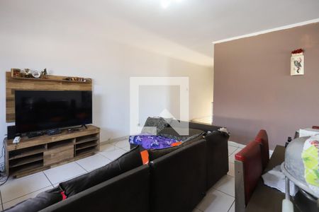 Sala de casa à venda com 5 quartos, 238m² em Jardim Vila Formosa, São Paulo