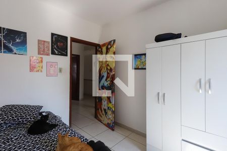 Casa à venda com 238m², 5 quartos e 5 vagasQuarto 2