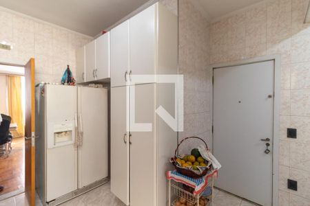 Apartamento à venda com 255m², 4 quartos e 2 vagasCozinha