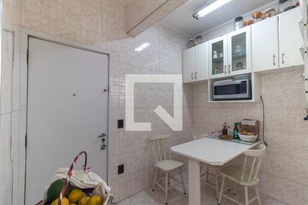 Apartamento à venda com 255m², 4 quartos e 2 vagasCozinha