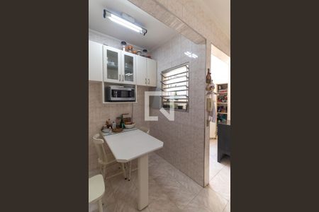 Apartamento à venda com 255m², 4 quartos e 2 vagasCozinha