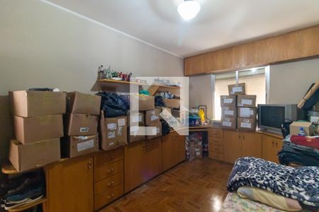 Apartamento à venda com 255m², 4 quartos e 2 vagasQuarto 4