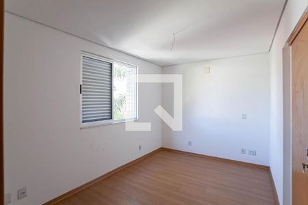Apartamento à venda com 92m², 3 quartos e 2 vagasSuíte