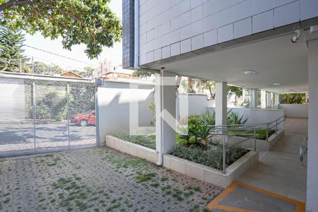 Apartamento à venda com 92m², 3 quartos e 2 vagasEntrada