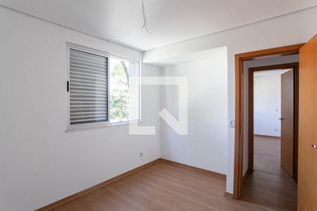 Apartamento à venda com 92m², 3 quartos e 2 vagasQuarto 2