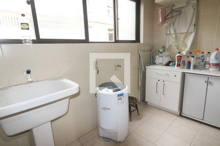 Apartamento à venda com 216m², 2 quartos e 2 vagasÁrea de Serviço