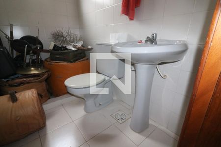 Apartamento à venda com 216m², 2 quartos e 2 vagasBanheiro 2