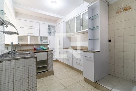 Casa à venda com 240m², 3 quartos e 4 vagasCozinha