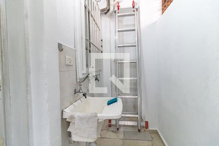 Casa à venda com 240m², 3 quartos e 4 vagasLavanderia