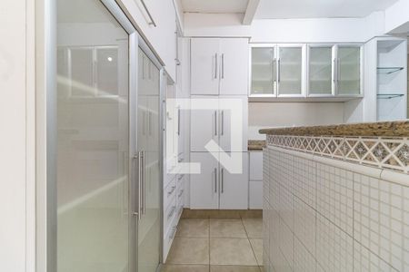 Casa à venda com 240m², 3 quartos e 4 vagasCozinha