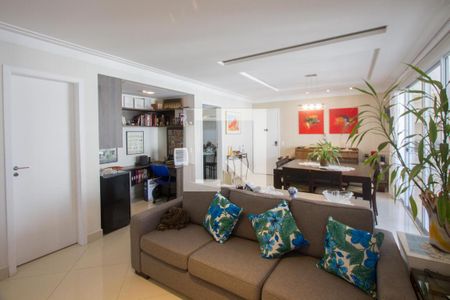 Sala de apartamento à venda com 3 quartos, 135m² em Santo Amaro, São Paulo