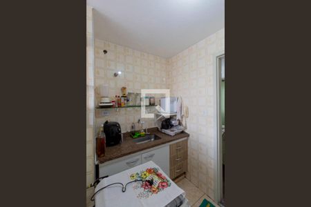 Apartamento à venda com 83m², 2 quartos e 1 vagaCozinha 