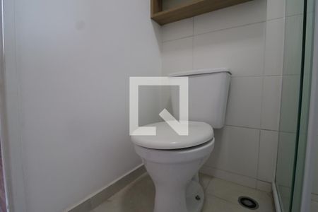 Banheiro da Suíte de apartamento para alugar com 2 quartos, 63m² em Jardim Iris, São Paulo