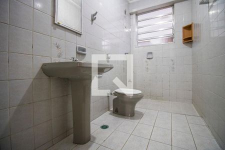 Casa para alugar com 72m², 3 quartos e sem vaga Casa para alugar com 72m², 3 quartos e sem vagaBanheiro