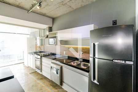 Cozinha de apartamento para alugar com 1 quarto, 75m² em Santo Amaro, São Paulo