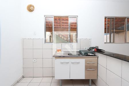 Cozinha de casa para alugar com 1 quarto, 10m² em Jardim Santa Terezinha (zona Leste), São Paulo