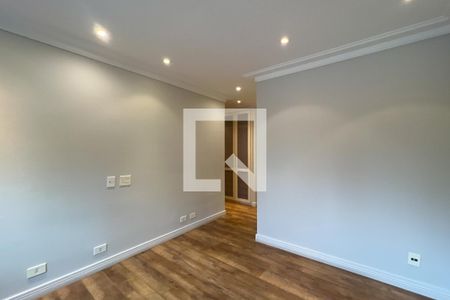 Apartamento à venda com 198m², 4 quartos e 2 vagas Apartamento à venda com 198m², 4 quartos e 2 vagasSuíte