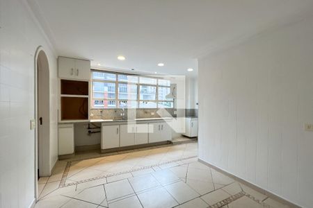 Apartamento à venda com 198m², 4 quartos e 2 vagas Apartamento à venda com 198m², 4 quartos e 2 vagasCozinha